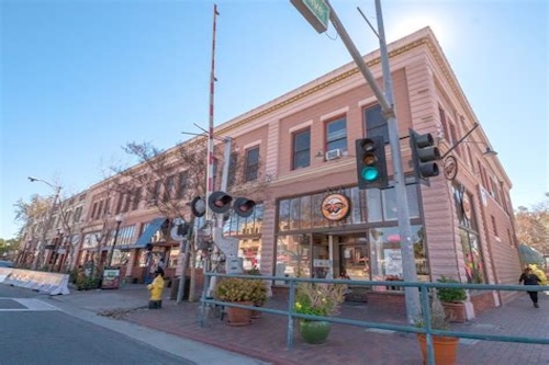 South Pasadena Eats: Tree-Lined Streets & Seriously Good Food