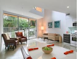 10-palms-12789