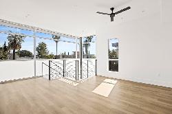 1011-n-crescent-heights-49372