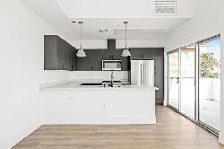 1011-n-crescent-heights-49374