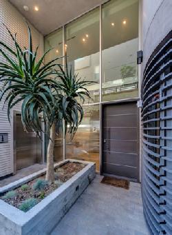 1012-2nd-st-39944