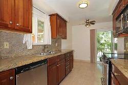 1048-9th-st-36425