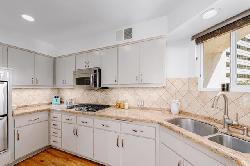 1175-amherst-49528