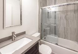 11930-avon-way-44620