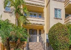 13-palms-42427