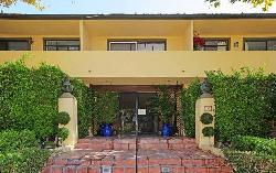 1318-n-crescent-heights-20855