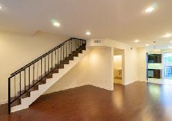 1409-s-beverly-dr-40440