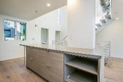 1433-18th-st-30596