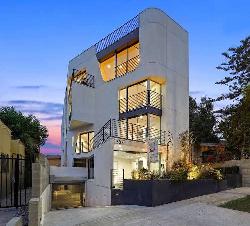 1533-n-vista-st-47809