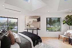 1533-n-vista-st-47824
