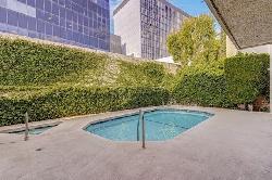 16022-moorpark-51016