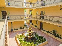 2263-fox-hills-17238