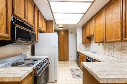 3200-riverside-dr-45639
