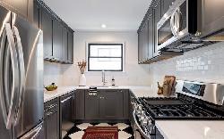 3232-rowena-ave-42370