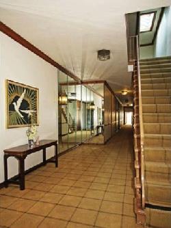 340-n-oakhurst-11014