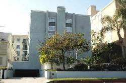 431-n-doheny-11024