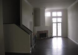 431-n-doheny-11027