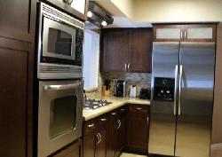 431-n-doheny-11033