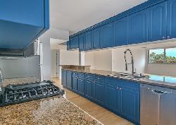 440-south-roxbury-32376