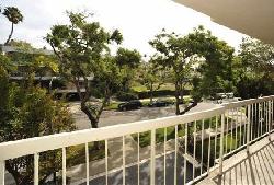 441-n-oakhurst-8590