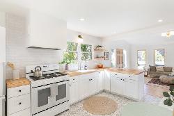 5846-willoughby-45070