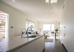 7west-30153