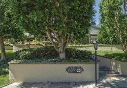 885-s-orange-grove-51129