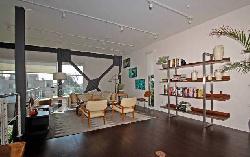 9-broadway-24055
