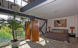 9-broadway-24056
