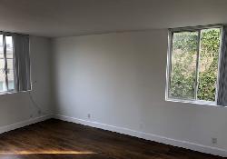 9297-burton-way-39054