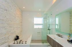947-4th-st-33164