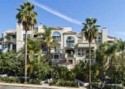 960-n-doheny-11182