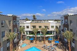 accent-playa-vista-33184