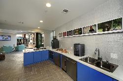 accent-playa-vista-33193
