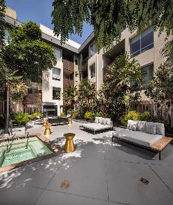 alaya-hollywood-34339