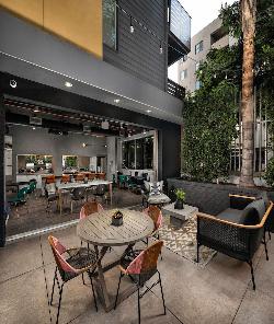 alaya-hollywood-34344
