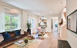 argento-townhomes-33503