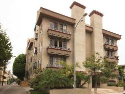 arnaz-plaza-15618