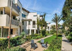 asher-at-playa-vista-51121