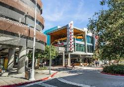 asher-at-playa-vista-51122