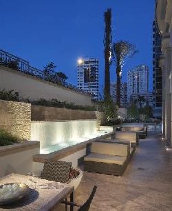 ashton-westwood-7401