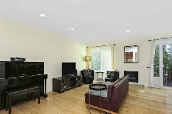 barry-west-33884