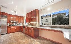 beverly-hills-clifton-48131