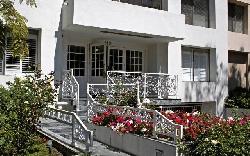 beverly-hills-town-house-10460