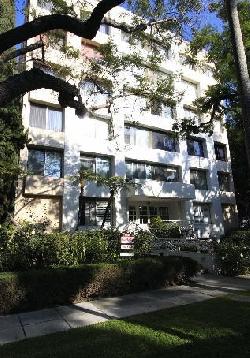 beverly-hills-town-house-10462