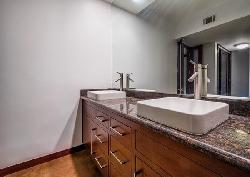 beverly-lencrest-30629