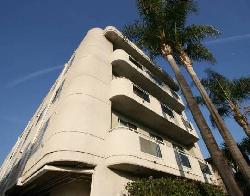 blackburn-plaza-24291