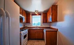 brentwood-plaza-15725