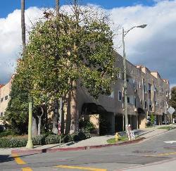 brentwood-plaza-15736