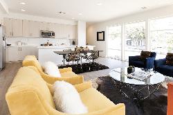 cahuenga-18-33579